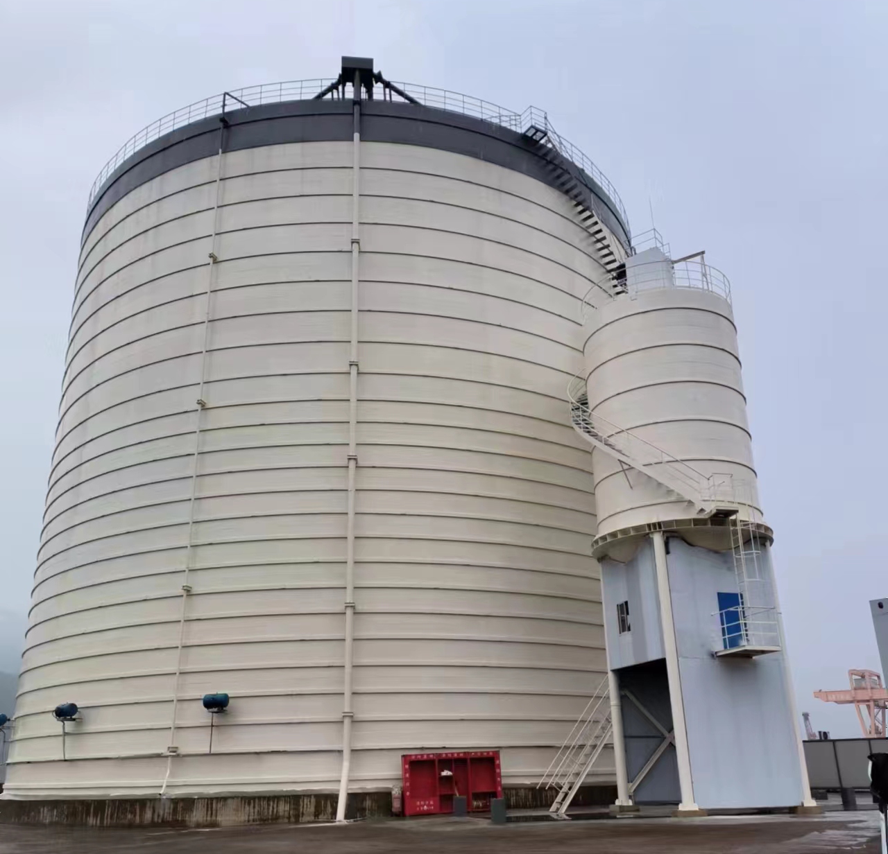 建平10万吨水泥钢板库